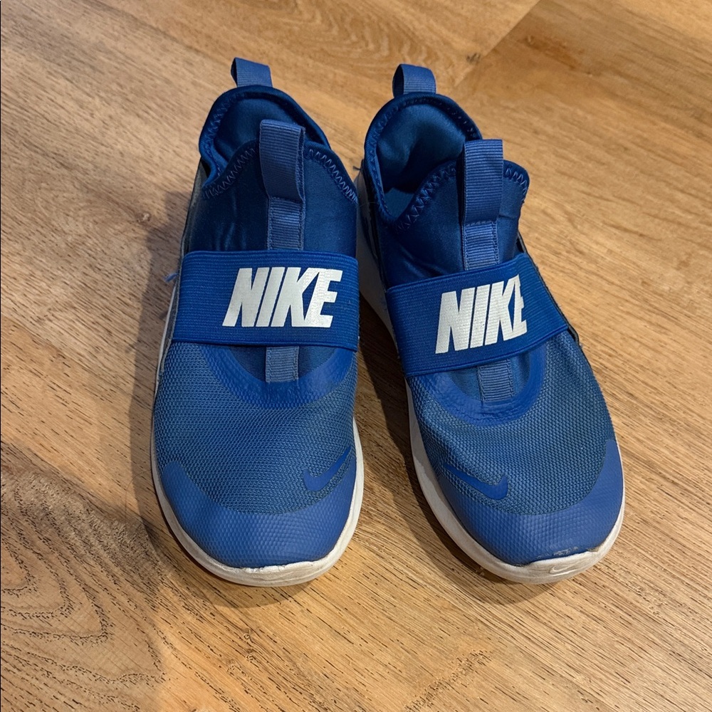 Nike Kids flex 4 Blue Slip-On Sneakers